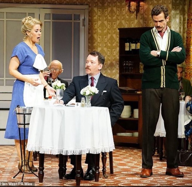 What a night at the theatre- so much laughter! A reminder that theatre can be eye-wateringly, cheek-crampingly funny. A super strong cast, giving brilliant performances that fully deserve the standing ovation. That @stevemeo is alright too… 💖😘#fawltytowers #pressnight