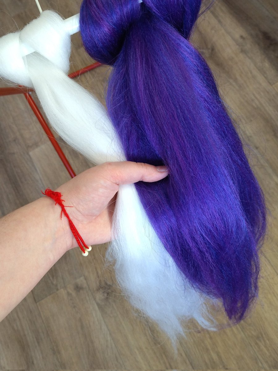 Next plushie spoiler 😏

This mane will have pure white + a mix of 2 purple and 1 blue colours.

#plushie #NMR
