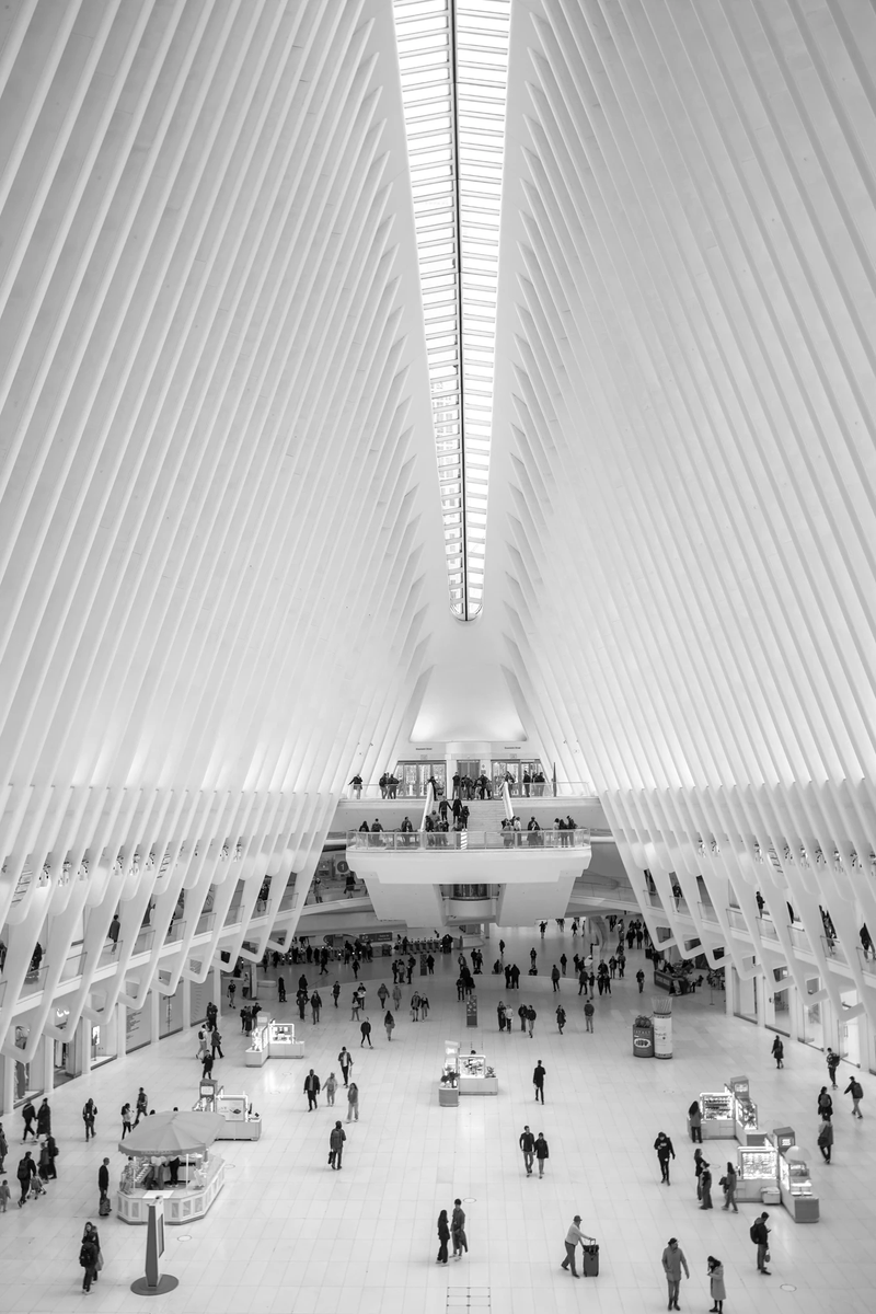 Good morning ☀️

This is Oculus
The design is the epitome of beauty & precision, the central skylight is aligned with the sun’s solar angles & on September 11th from 08.46 to precisely 10.28 the building is filled with light.
0.1 $SOL
10/10
exchange.art/editions/CjnjK…