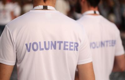 💭 Expanded workplace #volunteering would benefit charities and businesses, says report. What do you think and how do you involve them?

🔗 buff.ly/3QvmvNw

#LoVols #ThoughtfulThursday #Volunteer #VolunteerManagement #Volunteerism #VolunteerEngagement #Charity #Museums