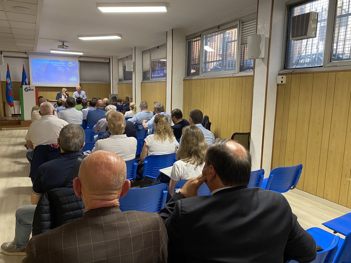 #Metalmeccanici #Salario #RinnovoCCNL 🔵🔵🔵 Al via a Roma l’Esecutivo nazionale Uilm. Al centro del dibattito la situazione industriale e sociale dell’Italia e la trattativa per il rinnovo del contratto nazionale che partirà nelle prossime settimane 🔵🔵🔵