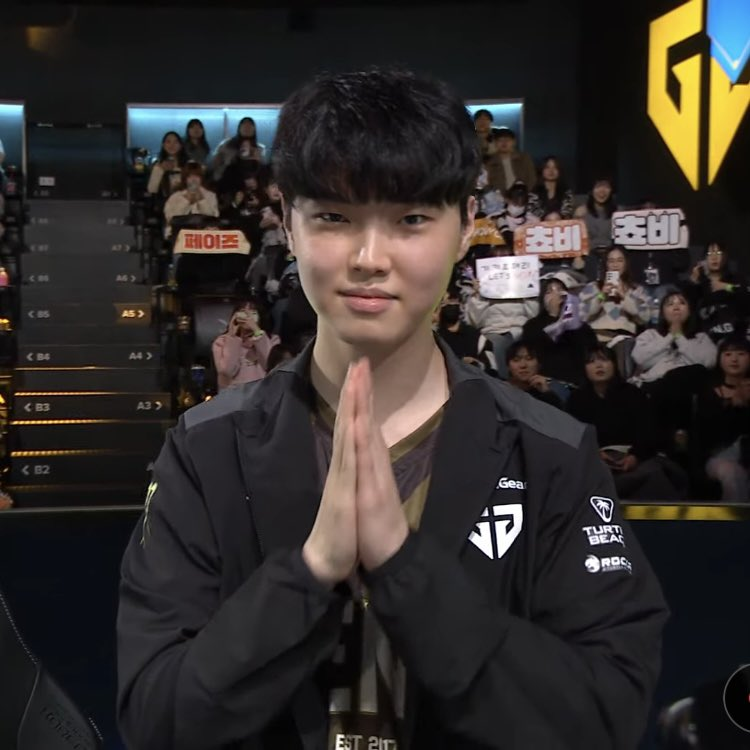 oEx3z's tweet photo. @lolesports @GenG @BilibiliGaming It's time #GenGWIN https://t.co/ZtpJKz7GIQ