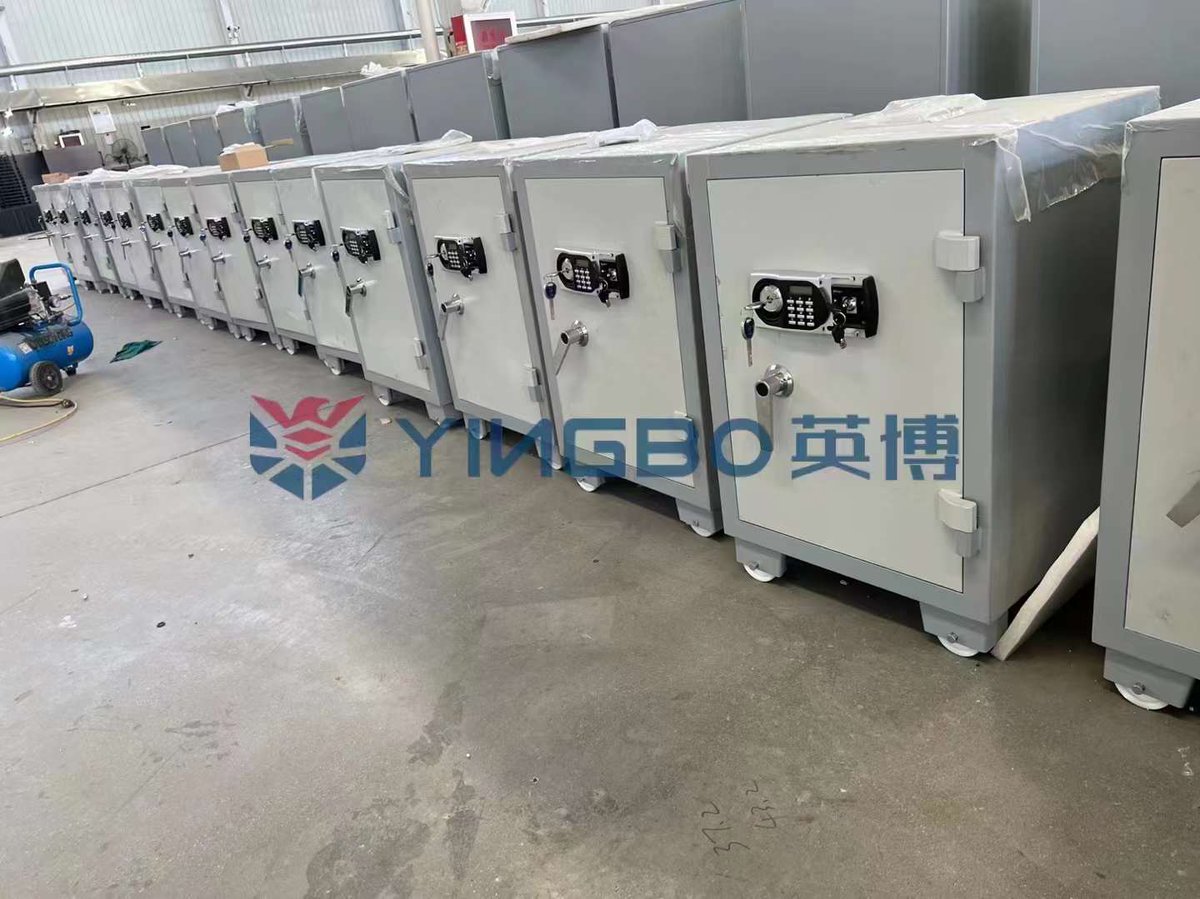 Fireproof safe had finished and then wait to sent out
24hours Online order receiving #safebox #fireproofsafe #fireproofbox #fireproof #homesafe #highquality