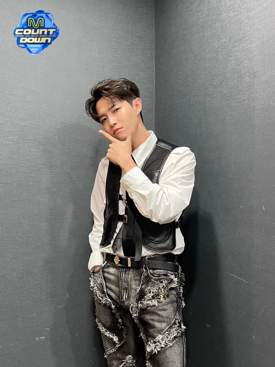 엠카만큼 재환이 음색에 환장하는 윈드 있어⁉️
엠카만큼 재환이 비주얼에 매일 반하는 윈드 있어⁉️
엠카만큼 재환이 좋아하는 윈드 있어⁉️
... 재환이 엠카 컴백 무대 궁금한 윈드면 퍼가🫶
#김재환 #나만큼 #Amaid