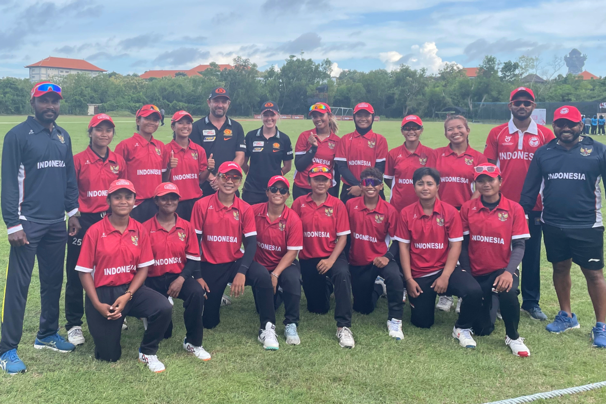 Last month, WBBL Head Coach Becky Grundy and General Manager of High Performance and Elite Teams Kade Harvey paid a visit to Bali, as part of WA Cricket's recent MOU agreement with Indonesian Cricket. Read more 📖 : bit.ly/3WLK8oO #MADETOUGH
