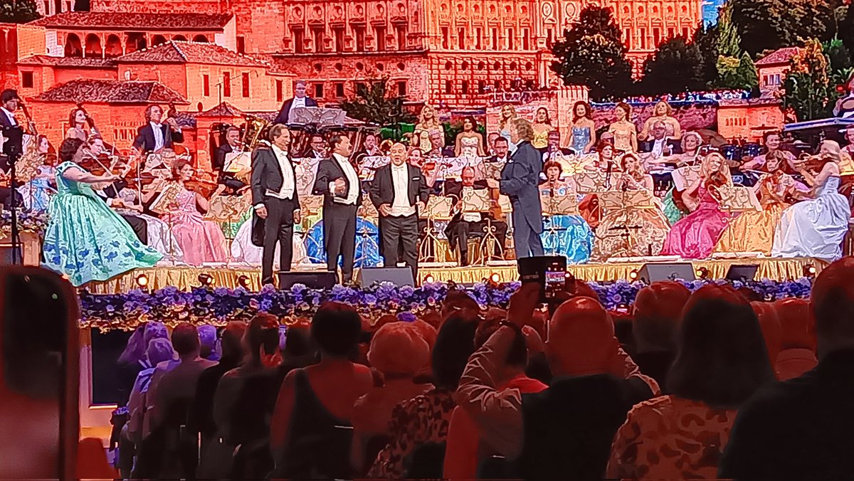 Thank you @andrerieu for a wonderful & magical night at Wembley last night. It was over far too quickly 😔