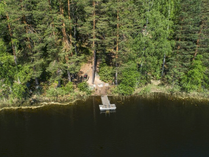 Kukuljärven kierros – Vaellusta ja maisemaelämyksiä ruukkialueella
Skukulträskrundan – Vandring och landskapsupplevelser på bruksområdet
loviisa.fi/ajankohtaista/…