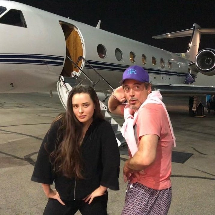 нормальных фотографий не будет. они и не нужны.❤️‍🔥