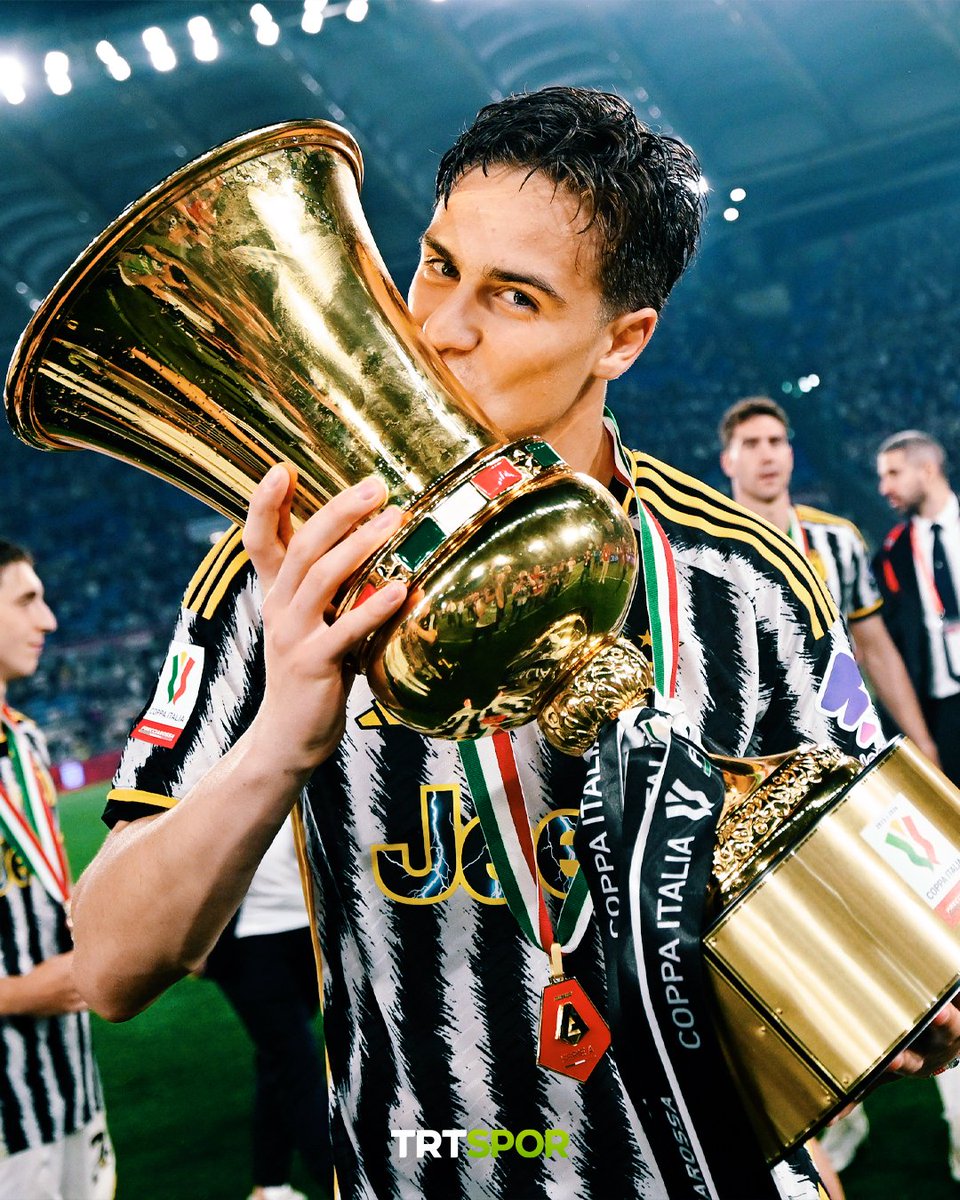 🇹🇷 Milli futbolcumuz Kenan Yıldız, profesyonel kariyerinin ilk kupasını kazandı.

🏆 İtalya Kupası