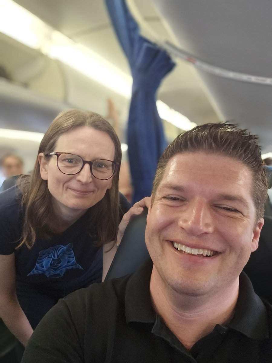 On our way to @CzechDreamin! Very excited for my first community conference of the year 🥳 #CD24
