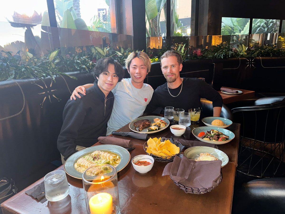 かおくんと1年ぶりに食事しました！！おいしいメキシコ料理を食べました😭 アーバインにようこそ！🤗 instagram.com/p/C7BD6myOjaN/…