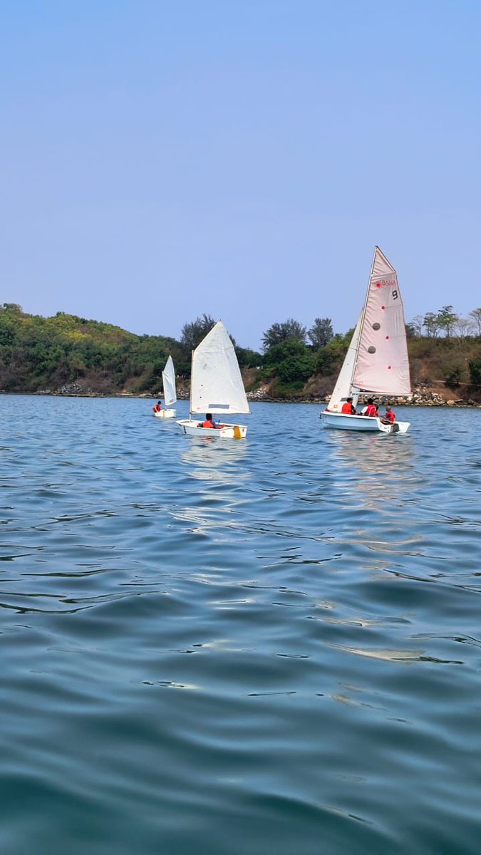 #SailIndia To promote yachting amongst youth, Summer Sailing Camp was organised at INWTC #Karwar. 12 enthusiastic children underwent basic watermanship training to foster confidence and water skill from 10-15 May at Binaga beach.