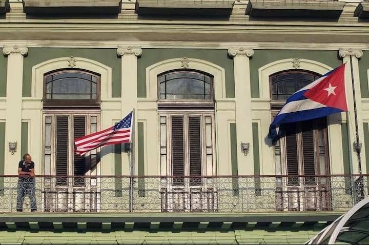 Ver para creer!!!  Departamento de Estado de EEUU retira a #Cuba de lista de países que patrocinan el terrorismo
La cancillería de EEUU no designa a la isla como tal para el año calendario 2023, según la Sección 40A de la Ley de Control de Exportaciones de Armas. #CubaEsPaz