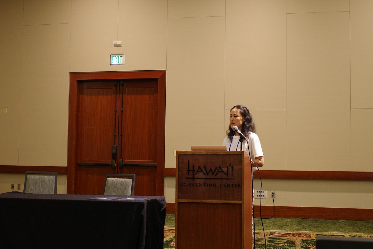 Enjoying presenting my #CHI24 paper at Hawai’i!🏝️It was great to meet and discuss to people share the same passion in #haptics, multisensory and textiles ✋👃👂! Here is the link to our full paper: dl.acm.org/doi/10.1145/36….  <a href="/UCL_MSD/">UCL Multi-Sensory devices</a> <a href="/Touchless_EU/">TOUCHLESS</a> <a href="/uclic/">UCLIC</a>