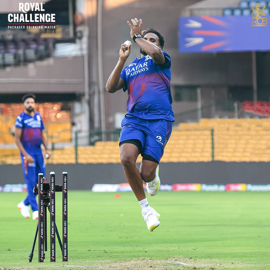 Royal Challenge Packaged Drinking Water Moment of the Day 📸 Jumping towards another Matchday at top 𝙨𝙥𝙚𝙚𝙙 ⚡🏃 #PlayBold #ನಮ್ಮRCB #IPL2024 #Choosebold