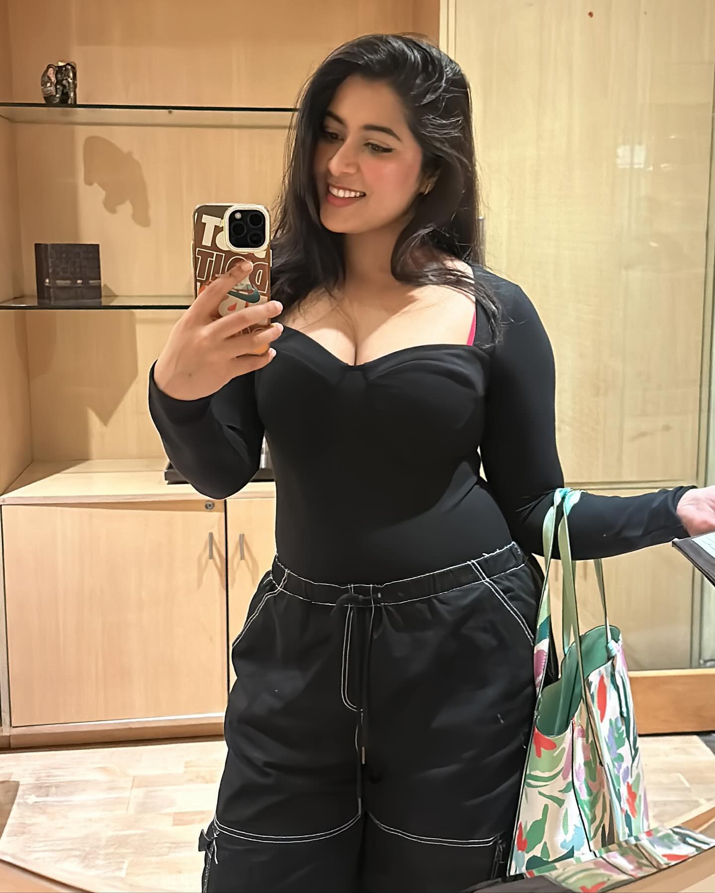 GNrTKkhaAAAfaSU?format=jpg&name=large