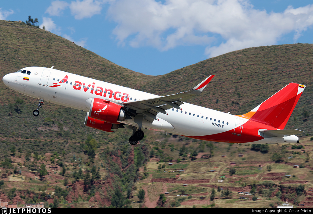 An Avianca A320neo departing Cuzco. jetphotos.com/photo/11331607 © Cesar Prieto