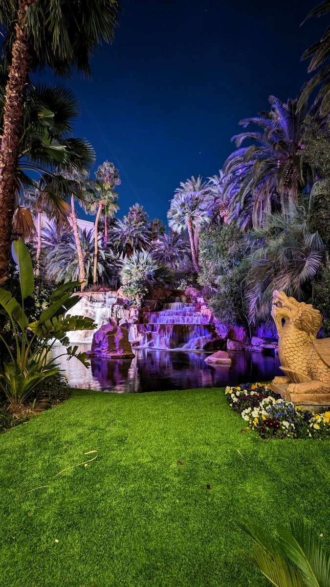 Most people don't know this, but the Mirage is probably the most important resort in the history of Las Vegas.

It introduced the luxury mega-resort concept and its success revolutionized the tourism, entertainment, and casino industries — not just in Vegas, but around the world.