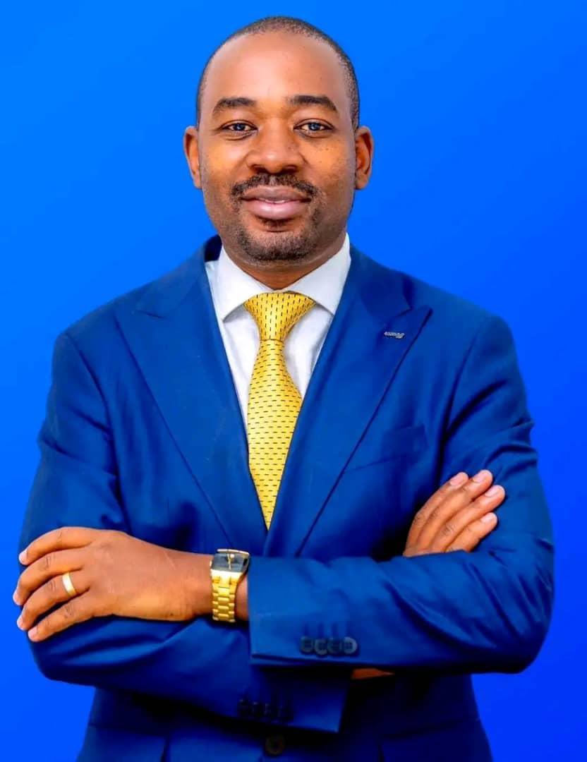 His name is Advocate NELSON CHAMISA Look how he is loved without ☑️ Promising any Akwas ☑️ Promising any tenders ☑️ Promising any Dubai trips ☑️ Promising any freedom from arrest He does not need the Police or the Army to be popular His return shall be like a Whirlwind