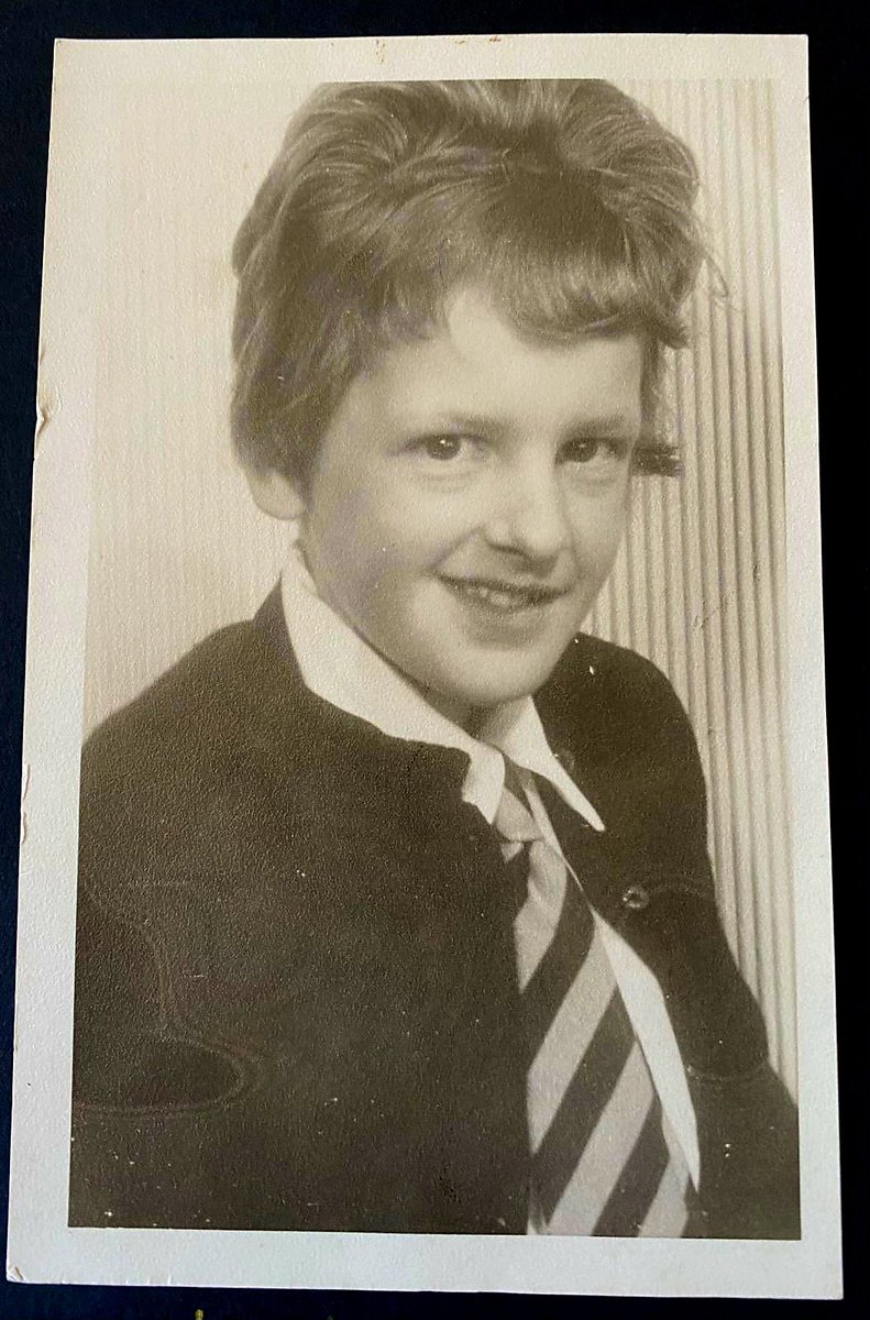 ##ThrowbackThursday To those annual school photos Here's me thinking I was sooo trendy backcombing my hair for the photo😂😂 What were your school photos like?