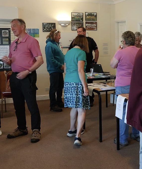 BridgnorthCops's tweet image. Sgt Steve Mason and Pcso Mandy Leek attended the Alveley and Romsley parish council meeting and market place event last night . A really good turnout from residents and good to speak to them about their concerns . @InspDamienK @WMPSMason @alveleycfr @alveleycc