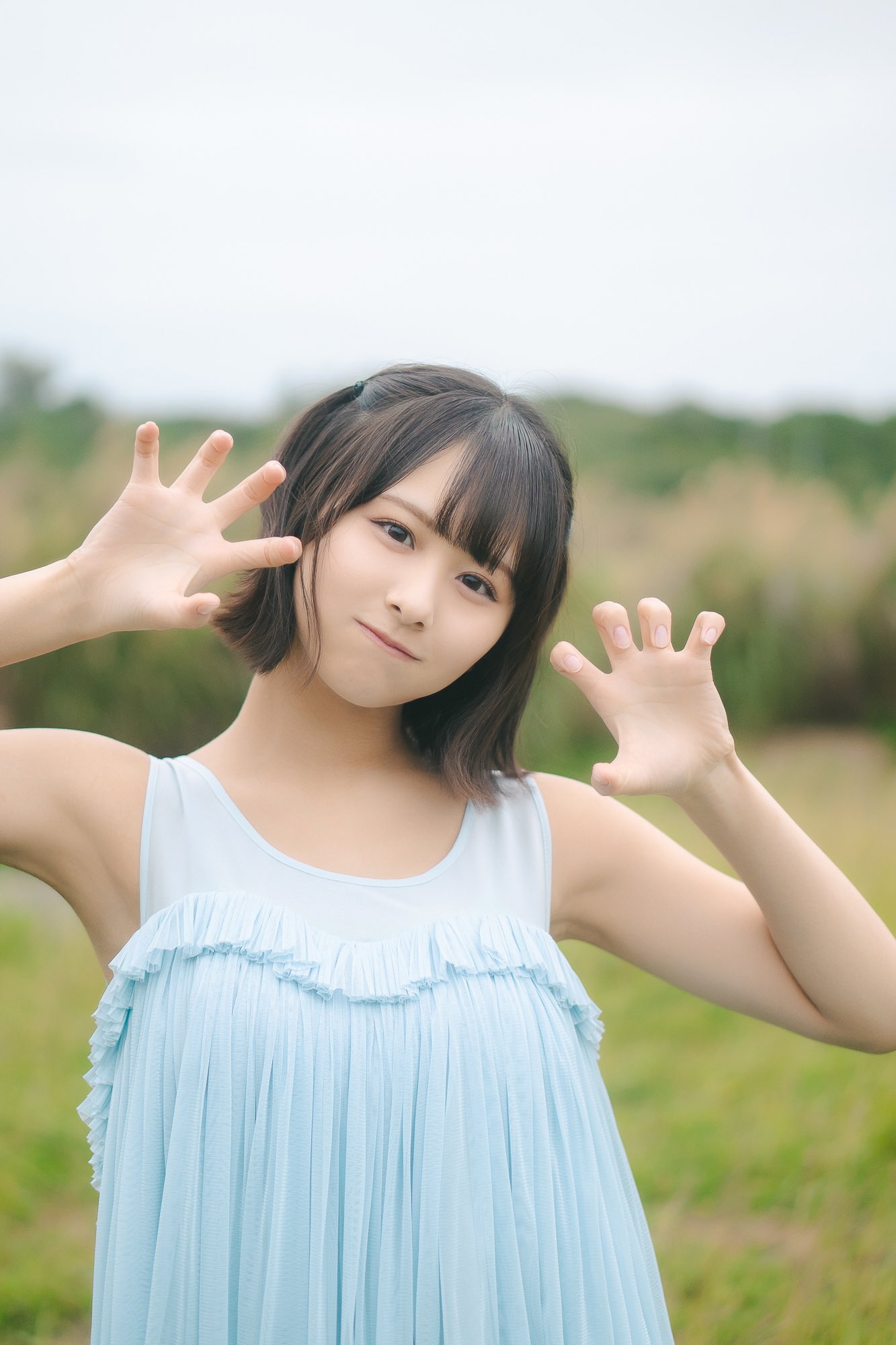 尾木波菜1st写真集『おぎはな』【公式】 on X: 