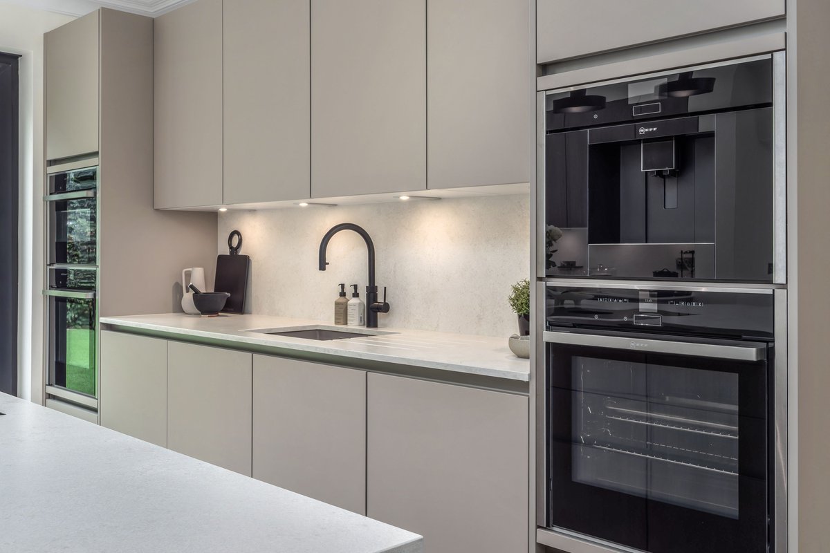 Did you know that SieMatic is the inventor of the handle-less kitchen?