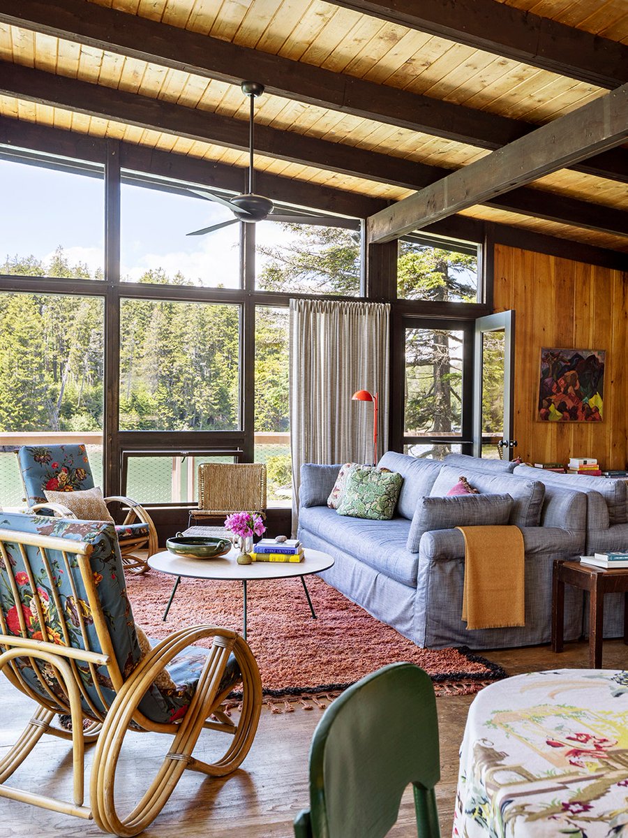 ‘Take a rugged piece of nature and build a dwelling to blend in with it (not dominate it)—what a challenge!’ A storied mid-century house on Maine's Down East peninsula: trib.al/s6d3Few