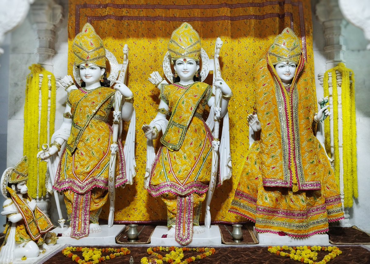 श्री राम मंदिर, प्रभासक्षेत्र - गुजरात (सौराष्ट्र),
दिनांकः 16 मई 2024, वैशाख शुक्ल नवमी - गुरुवार
मध्याह्न शृंगार
05242690
#rammandir 
#SomnathRamTemple