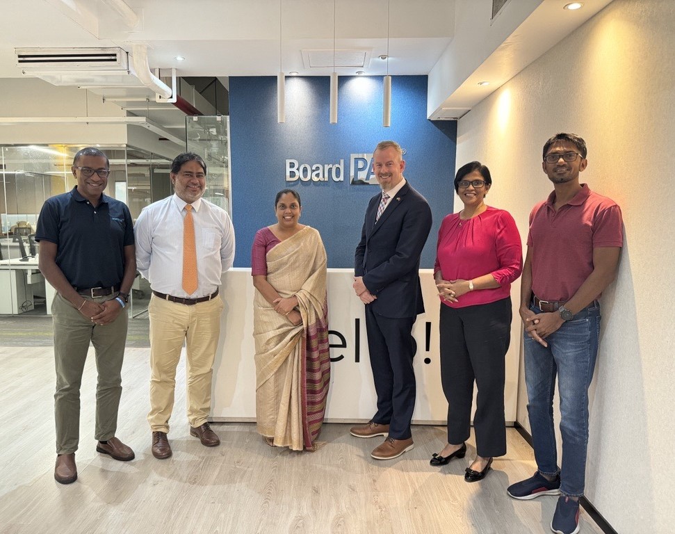 BoardPac_'s tweet image. It was truly a pleasure to welcome Mr. Andrew Shinn,

US Embassy&apos;s Economic Officer. Featured BoardPAC, IronOne AI Labs, Atrad. Discussed tech&apos;s future impact and US market opportunities.

#EmbassyVisit #AI #USATech