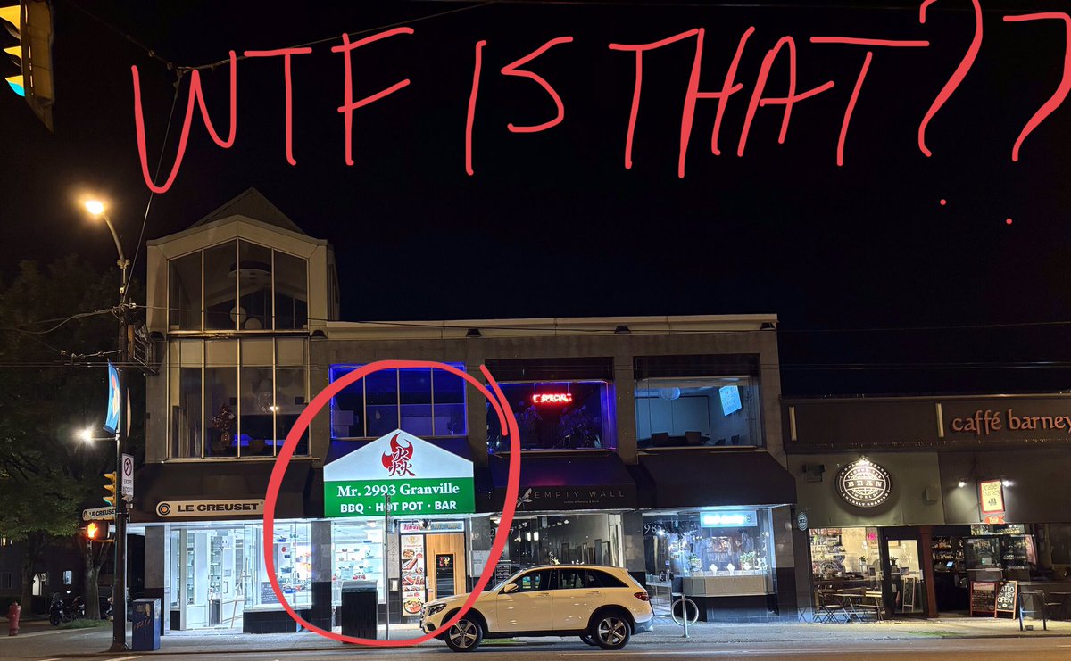 juliamarblefaun's tweet image. South Granville ladies are not amused. 
#CommercialRE
