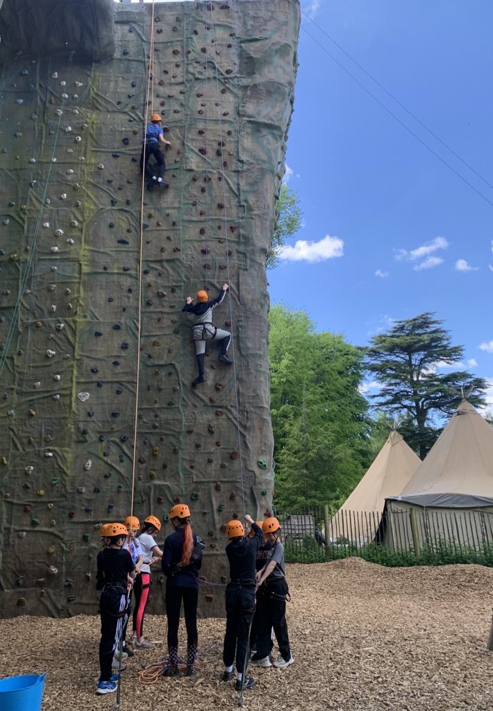 HWD_Upper's tweet photo. Year 7 arrived safely at High Ashurst yesterday and undertook their first activity. Channeling their inner Gladiator, they scaled the wall with amazing speed and agility! Well done #HazelwoodYear7 🧗 https://t.co/WKFxjseiTd