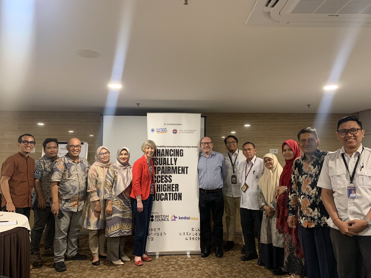 Great session with the minister of education, and national commission of disabilities along with the Indonesian HE sector @ElizMcCannQTVI @MorayHouse @UAlazhar