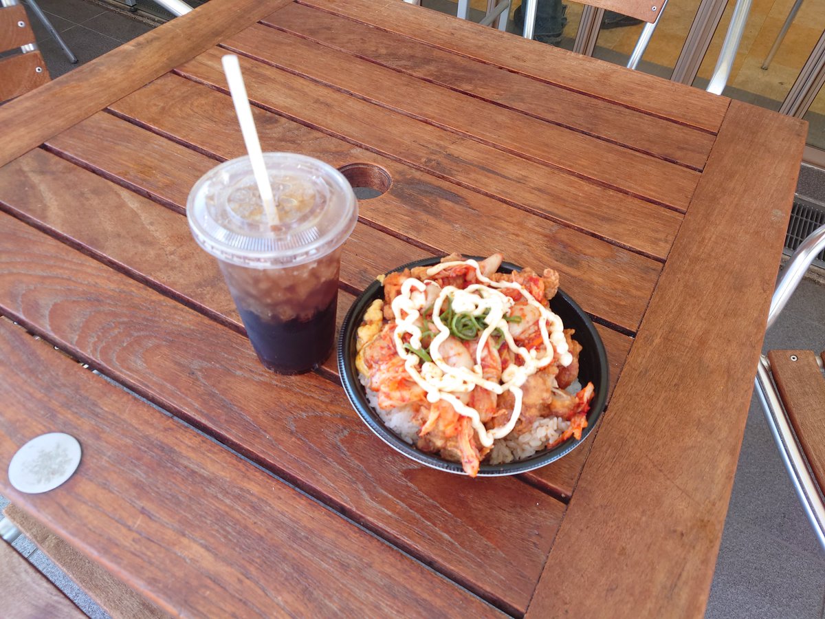 焼マンEキャンパス店さんに、KINCUBA杯のポスターを掲載させていただきました！！。
焼マンさんのお店は安くて美味しい丼ぶりが食べれるという事で大人気です。
焼マンさん公式Twitter等もありますのでよろしければこちらもフォローお願いします！！
#ポケモンユナイト　

x.com/ajimese_yakima…