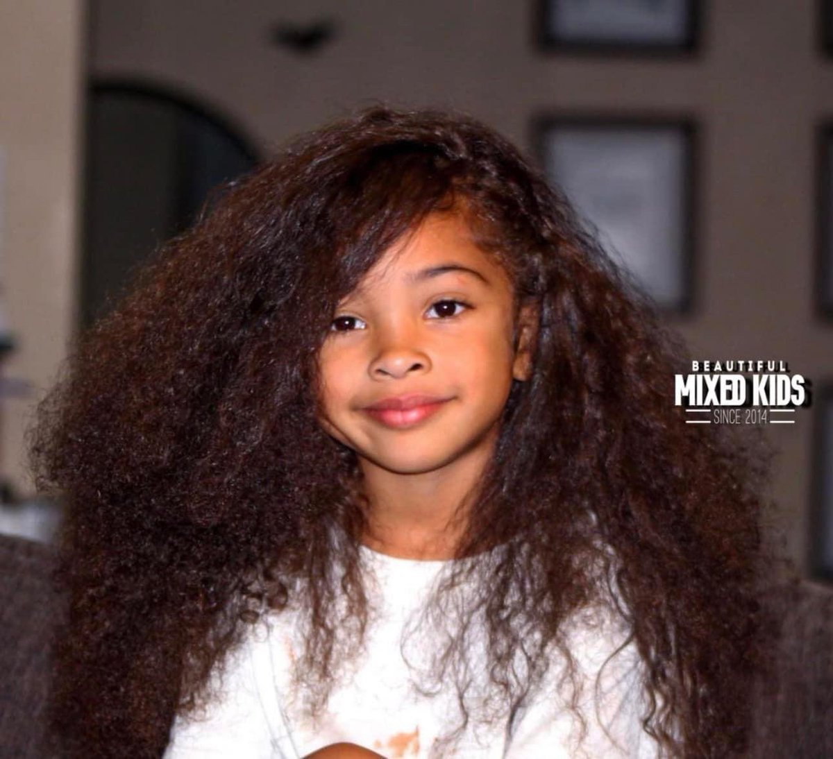 Kaia - Mom: Mexican & Dad: African American ♥️ 

instagram.com/p/C6pbgCrtgR1/…

#longhair 
#fro 
#mixedkids 
#curls 
#perfect 
#model 
#gorgeous 
#adorable 
#curlyhair 
#fashionkids 
#perfection 
#mixedracebabies 
#mixedbabies 
#parenthood 
#beautiful  
#babyfever 
#afro 
#mixed