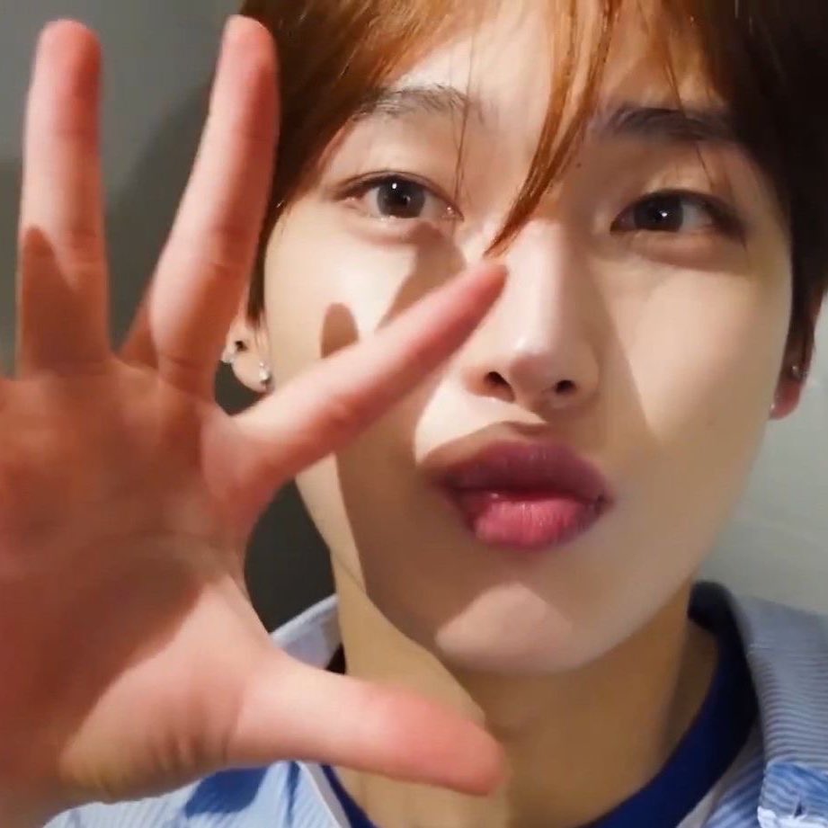 nocontextsunoo's tweet photo. 안녕 !!ヾ(˶ᵔ ᗜ ᵔ˶) https://t.co/hSP95xzhxB