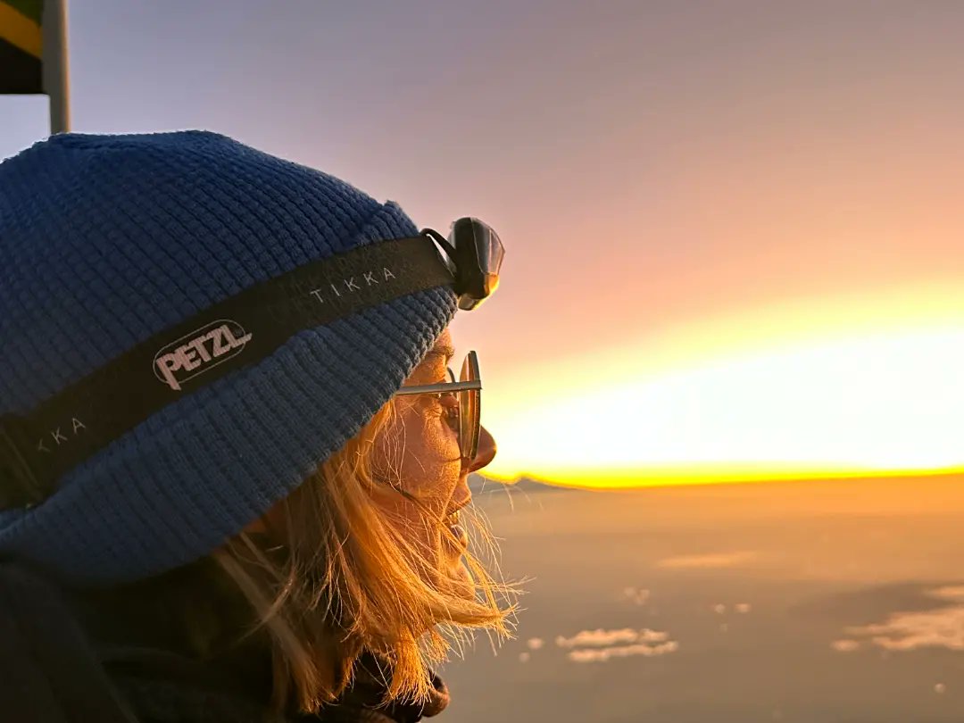 The best view comes after the hardest climb Mount Kilimanjaro. 
FOR FURTHER INFORMATION FOR BOOKING 
🌐chanceventuretours.com 
📩Email info@chanceventuretours.com
☎️What'sapp+255 768927934

#MountKilimanjaro #Adventure #Explore #Mountaineering  #Outdoor #BucketList #russiatrave