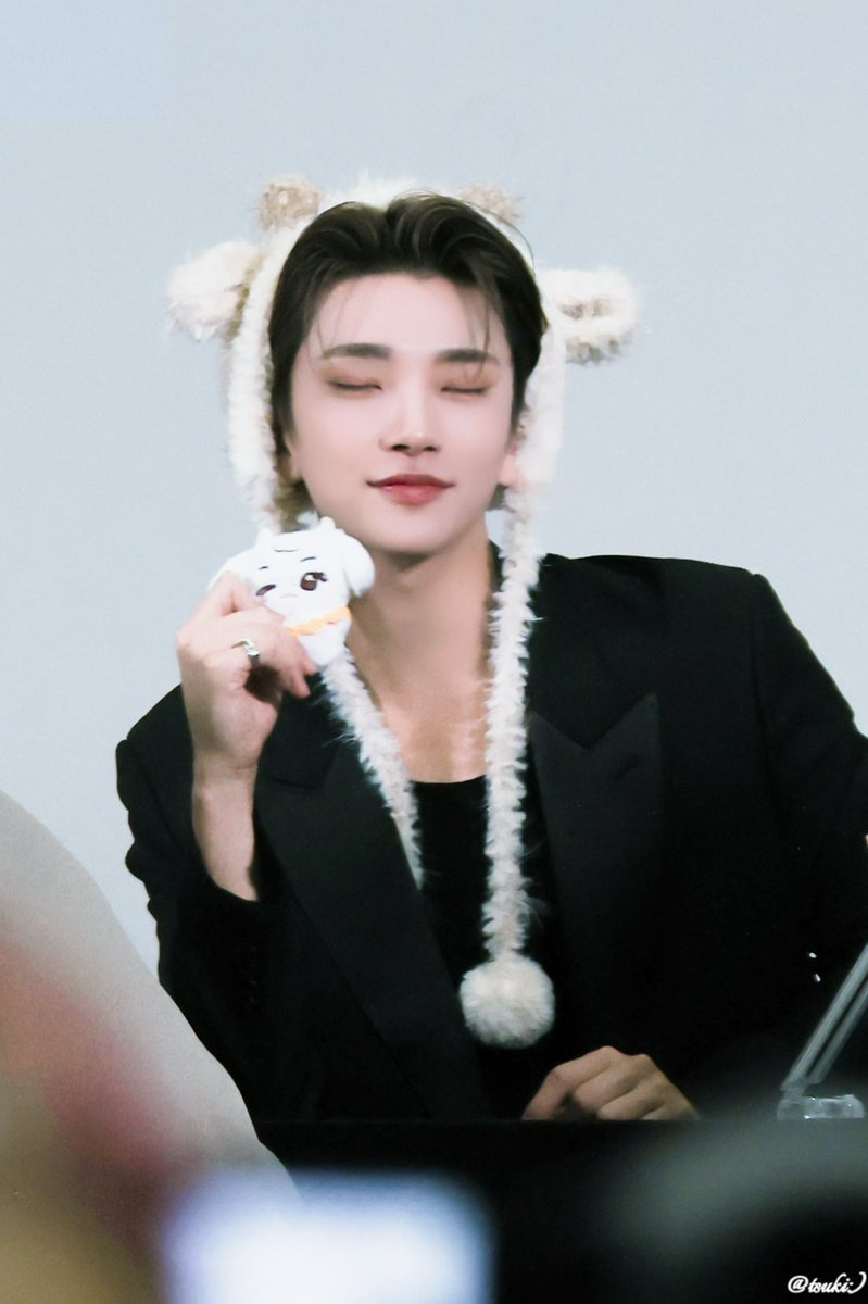 240511

😆🥰🐑

#JOSHUA #조슈아 
#ジョシュア
#SEVENTEEN #세븐틴