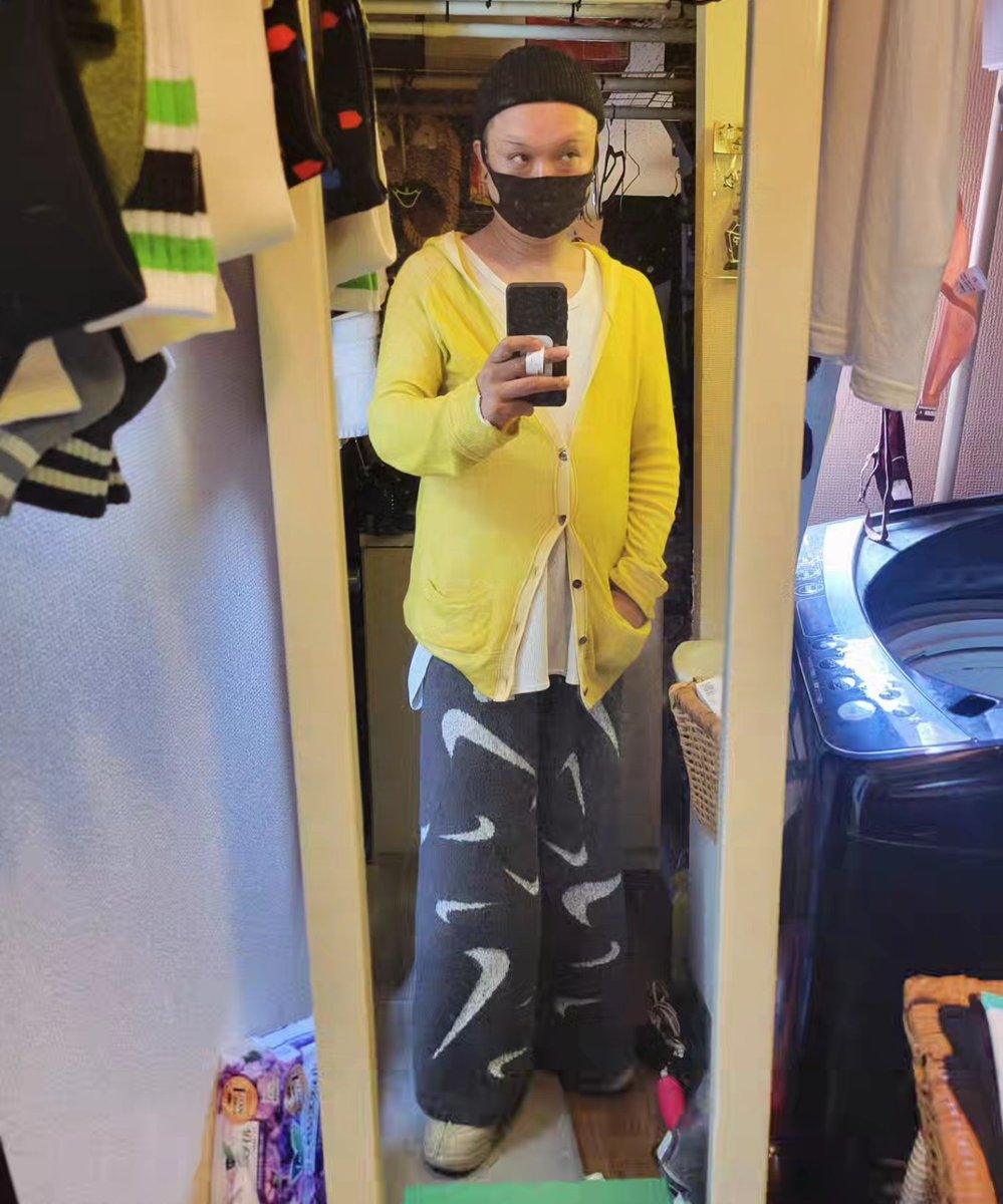 kusoyaro0812's tweet photo. 今日のクツ野郎
〜アラフィフヲジさんのお散歩✨編〜
cap : GU
tops : AMERICAN RAG CIE
inner : GU
pants : NIKE (Home wear🙆)
shoes : AIR JORDAN 15 "Billie Eilish "
#nike #memberdays #古着 #古着好きな人と繋がりたい #スニーカー好きな人と繋がりたい https://t.co/d8RLSeSlSO