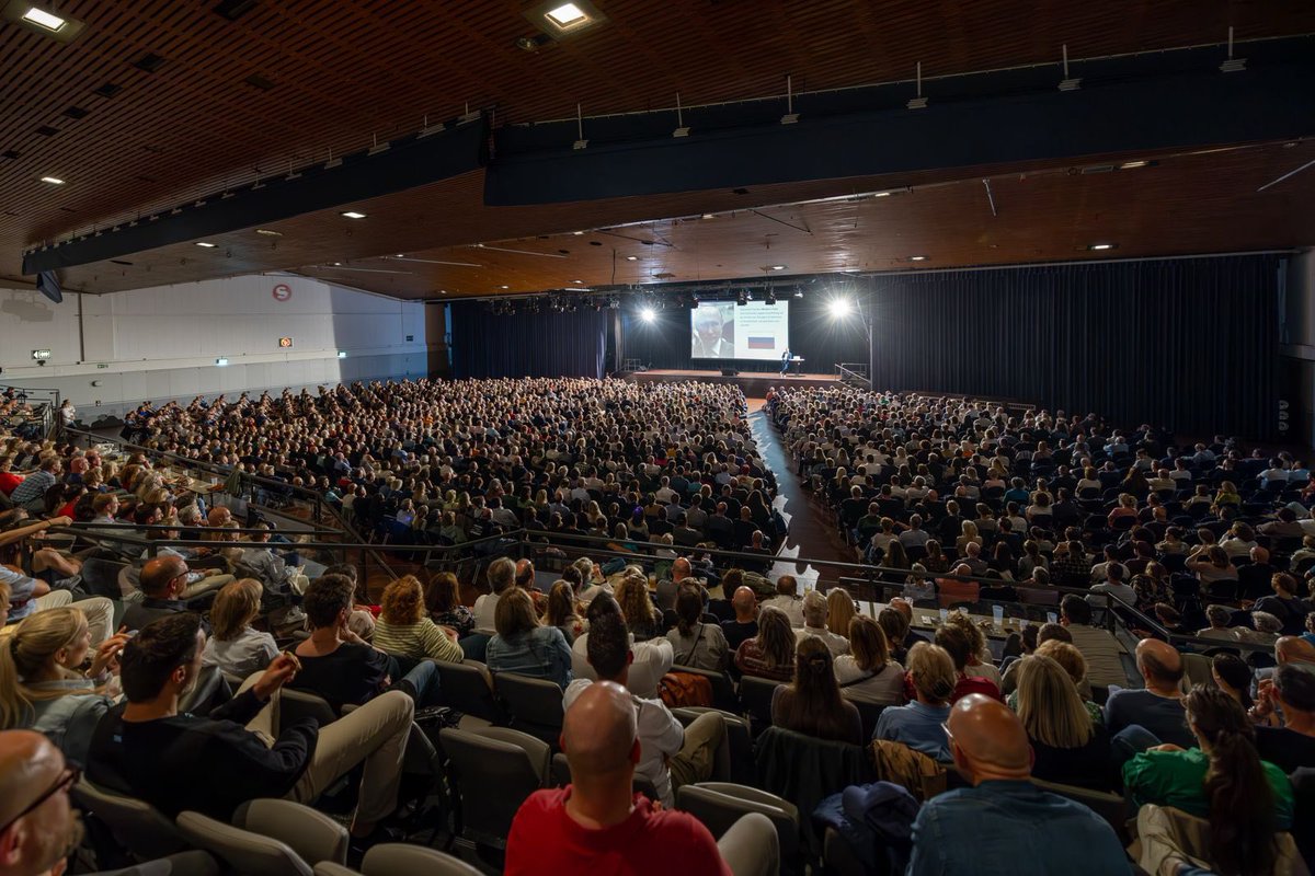 Am 15. Mai 2024 sprach ich in Offenbach am Main. Danke für das grosse Interesse. Wir sind viele, die keine Kriege wollen! Heute um 20 Uhr spreche ich in Aachen in Nordrhein-Westfalen (Fotos: Dirk Wächter).