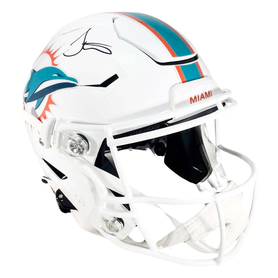 Tyreek Hill Signed Miami Dolphins Authentic SpeedFlex Full-Size Football Helmet: Vendor: rochestersports
 Type: 
 Price: 993.99   
 
 Tyreek Hill Signed Miami Dolphins… 📌 shrsl.com/4fuj5 📌 #VintageCards #CardCommunity #Autographs #CollectorLife #HobbyCollector