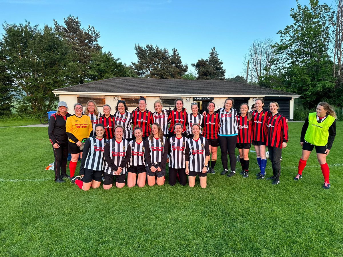 ⚽️ | 𝐖𝐨𝐦𝐞𝐧’𝐬 𝐒𝐨𝐜𝐢𝐚𝐥 𝐓𝐞𝐚𝐦 𝐈𝐧 𝐀𝐜𝐭𝐢𝐨𝐧! Our Women’s social team enjoyed a friendly match against @MalahideUnited last night 🙌 The game was played with great spirit and energy and the team cannot wait for the next match 🤝 #HCFC #Respectallfearnone