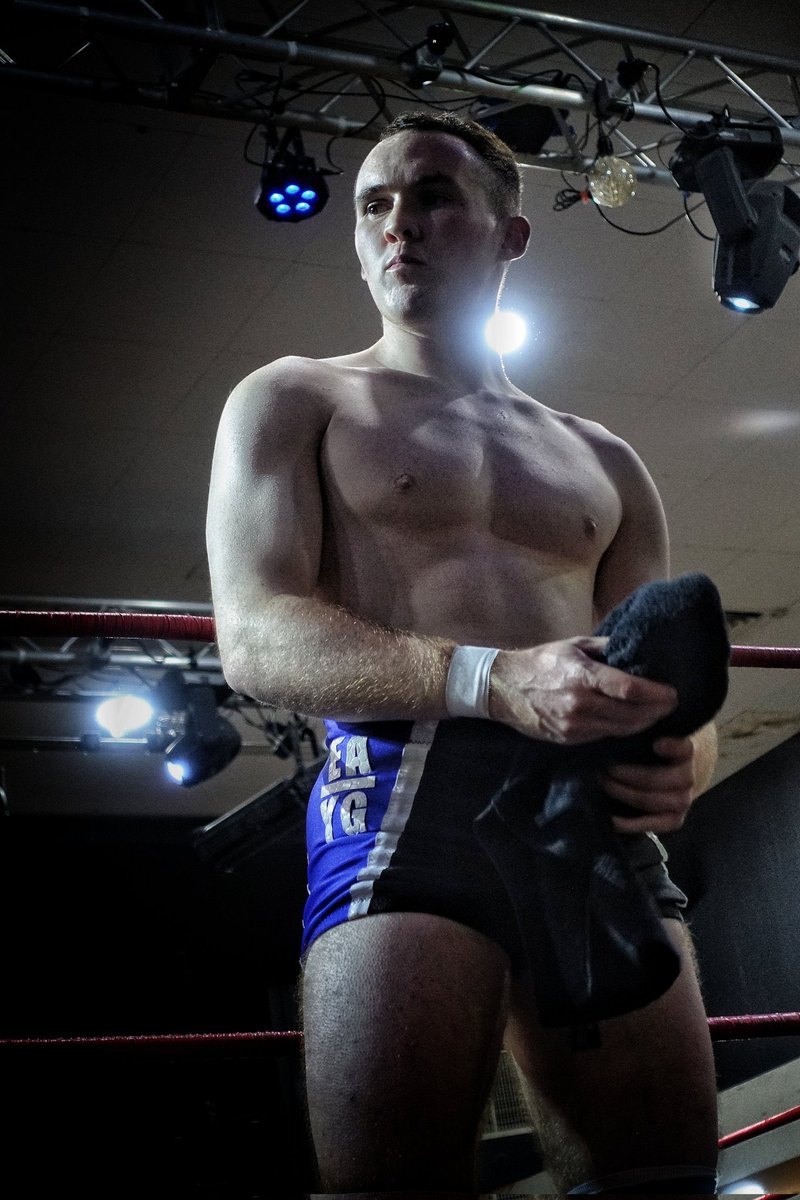 Few dates signed for June. 

One brand new🦁
One coming home🐝
And back to running @RevProUK again✅ 

No stopping now, 
DIFFERENT. GEAR.