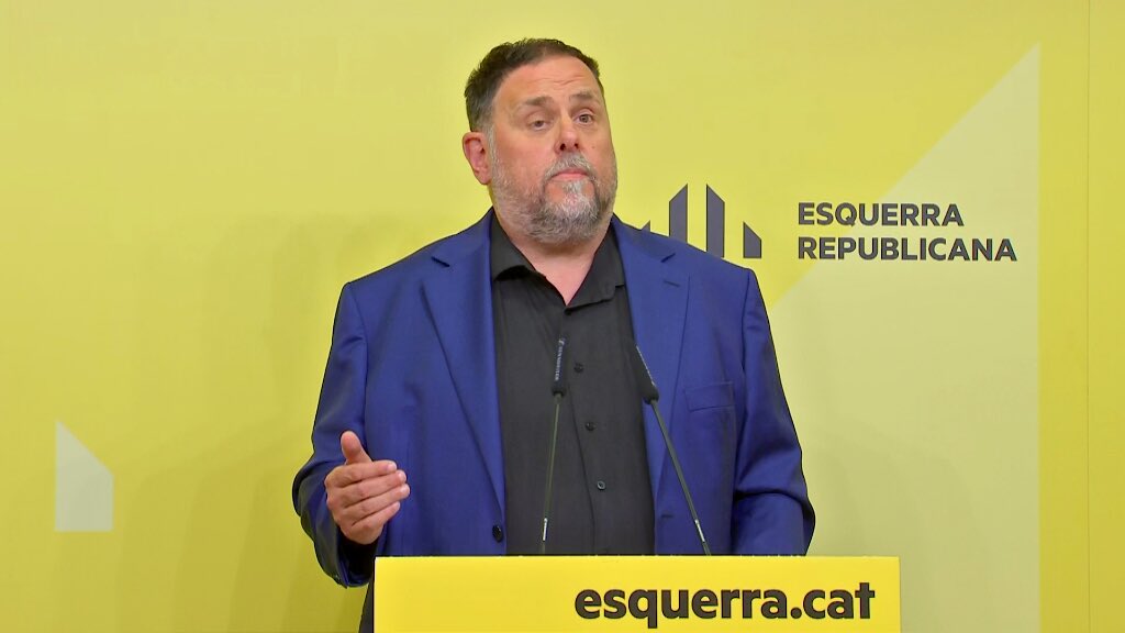 “Nosaltres ho hem fet tot be, però la gent no ens enten”
Discurs surrealista, ni una mica d’autocritica, amb una falsa modestia de vergonya aliena, fregant el ridicul després dels resultats electorals.
Si algú s’havia cregut que plegava, que s’ho tregui del cap. Aquest no marxa…