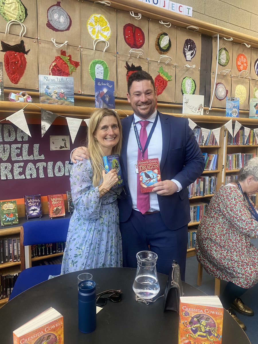 CressidaCowell's tweet image. THANKYOU to Widcombe Primary and KES school, Bath, for welcoming me into your schools…Here with the librarian at Widcombe and the headmaster of KES in both of your stunning school libraries, a joy to see #librariesforprimaries #EVERYprimaryschoolshouldhavealibrary #❤️📚