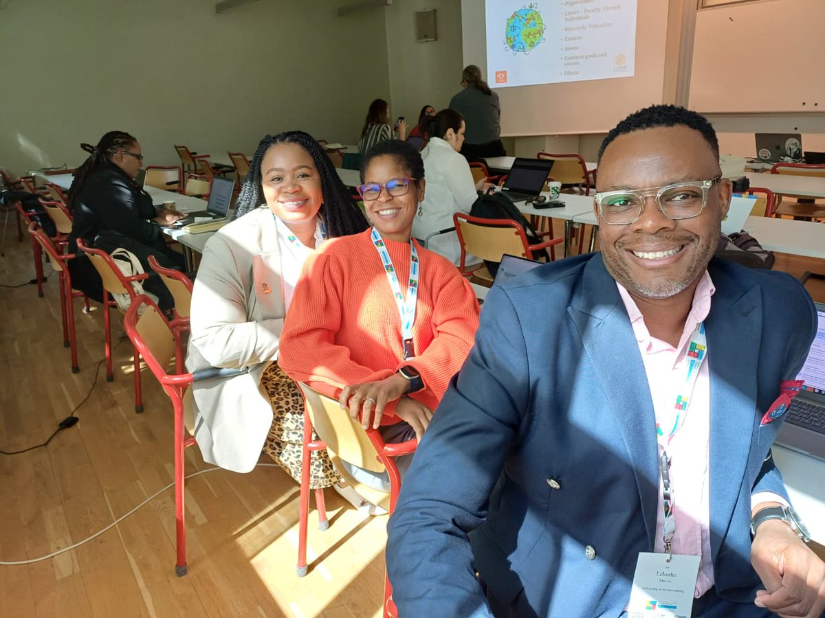 The second day of the Sustainability Forum included a wide variety of sessions for delegates from SASUF's partner universities! Researchers from South Africa and Sweden presented ideas for possible projects!  We look forward to new international collaborations! 
#SASUF