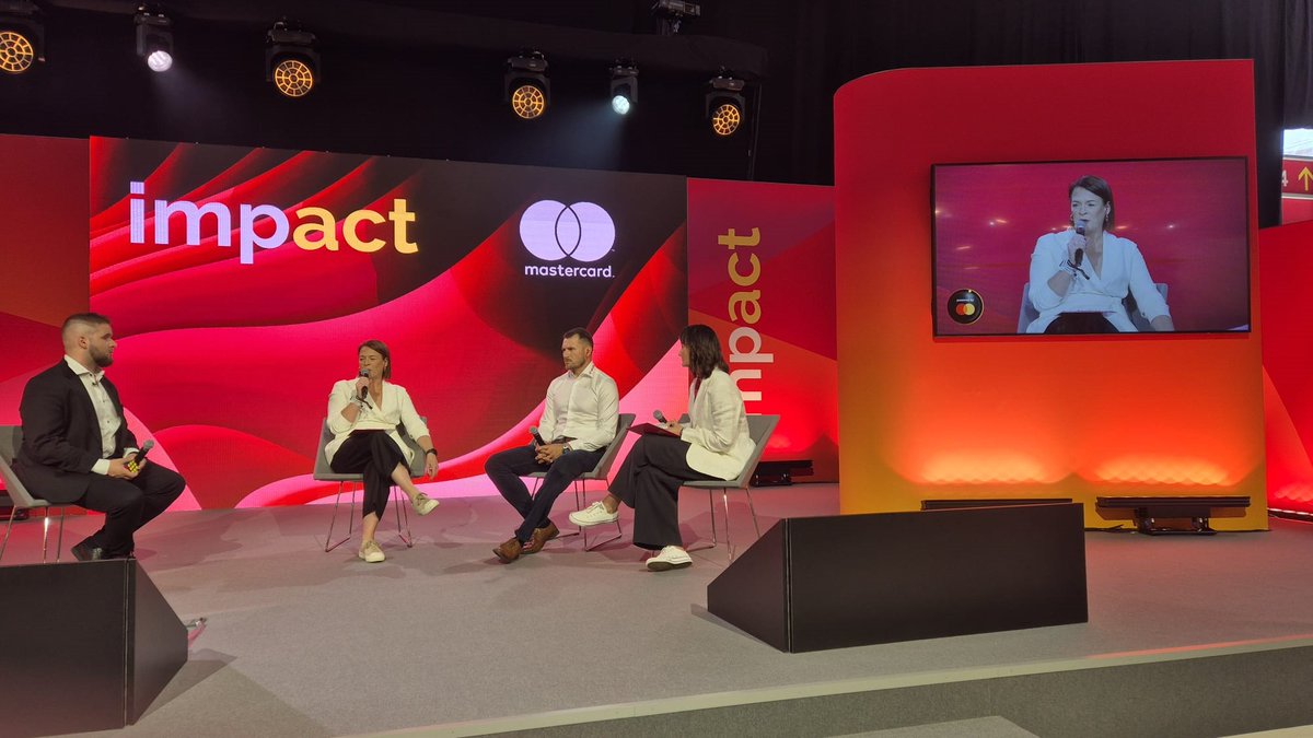 #NaScenieImpact @ImpactCEE Anna Marciniak #Mastercard: 'Rolą firmy jest zrozumienie i uwzględnienie potrzeb osób z niepełnosprawnościami, a najlepszym sposobem jest po prostu zapytanie ich o zdanie. Warto być w tym zakresie inspiracją dla branży, środowiska i legislacji.'