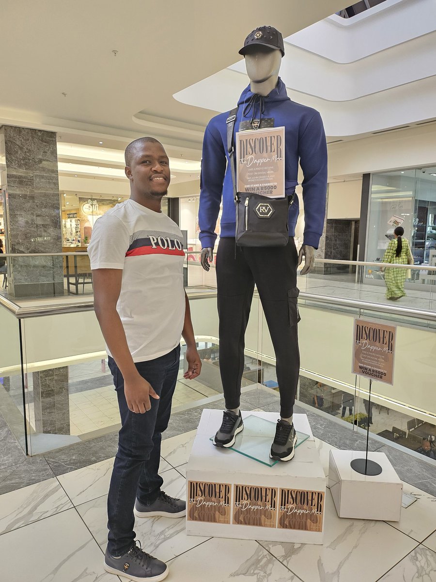 #FINDTHEDAPPERMAN  
#DISCOVERTHEDAPPERMAN 

@JohnCraigSA @Eastgateshops