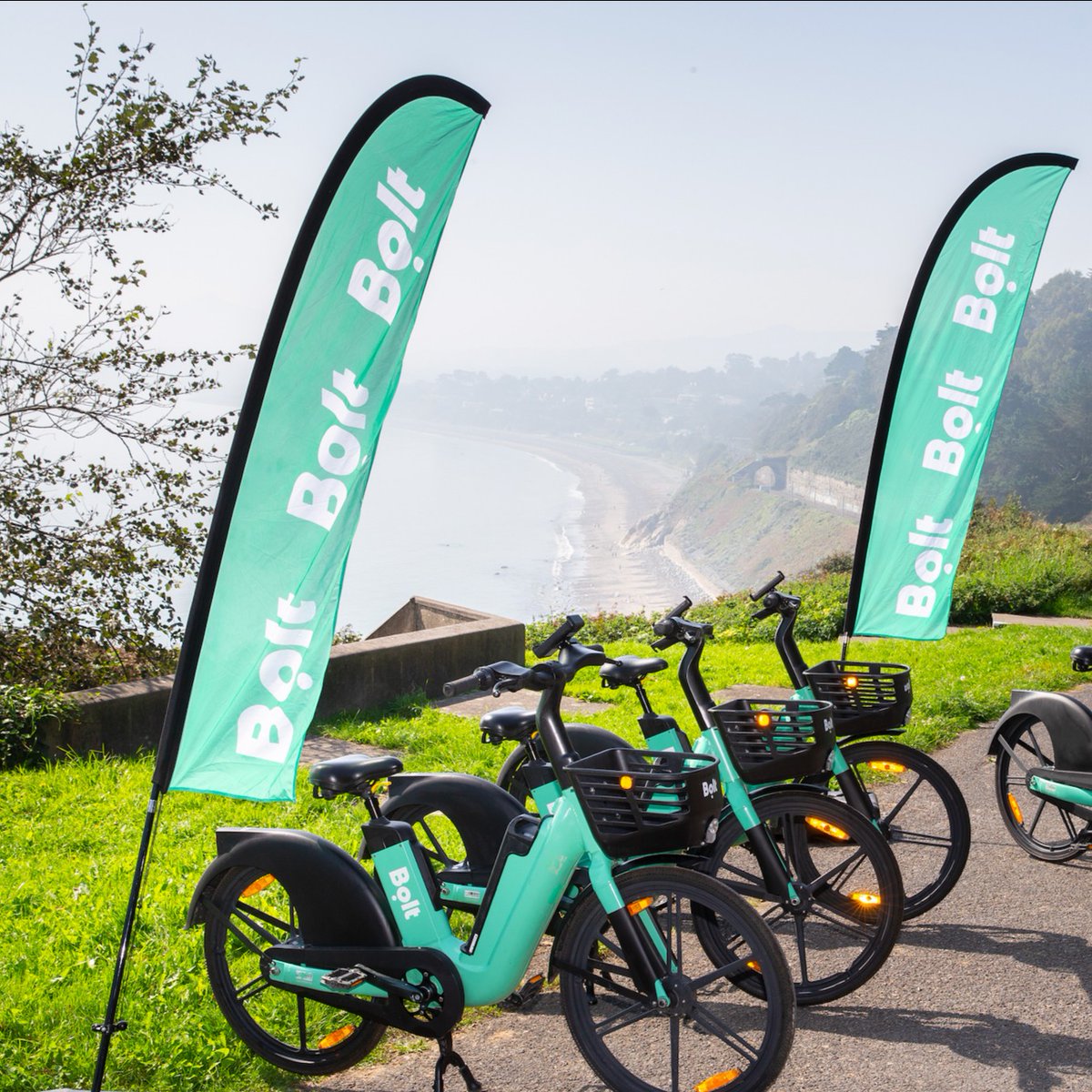 To celebrate National Bike Week, Bolt and dlr are offering all Bolt users free E-Bike trips (1 return journey, up to 20mins each way) throughout dlr tomorrow. Please use discount code: BIKEWEEK24 For more information please visit: bit.ly/dlrBoltBikeWeek #BikeWeek @BoltApp