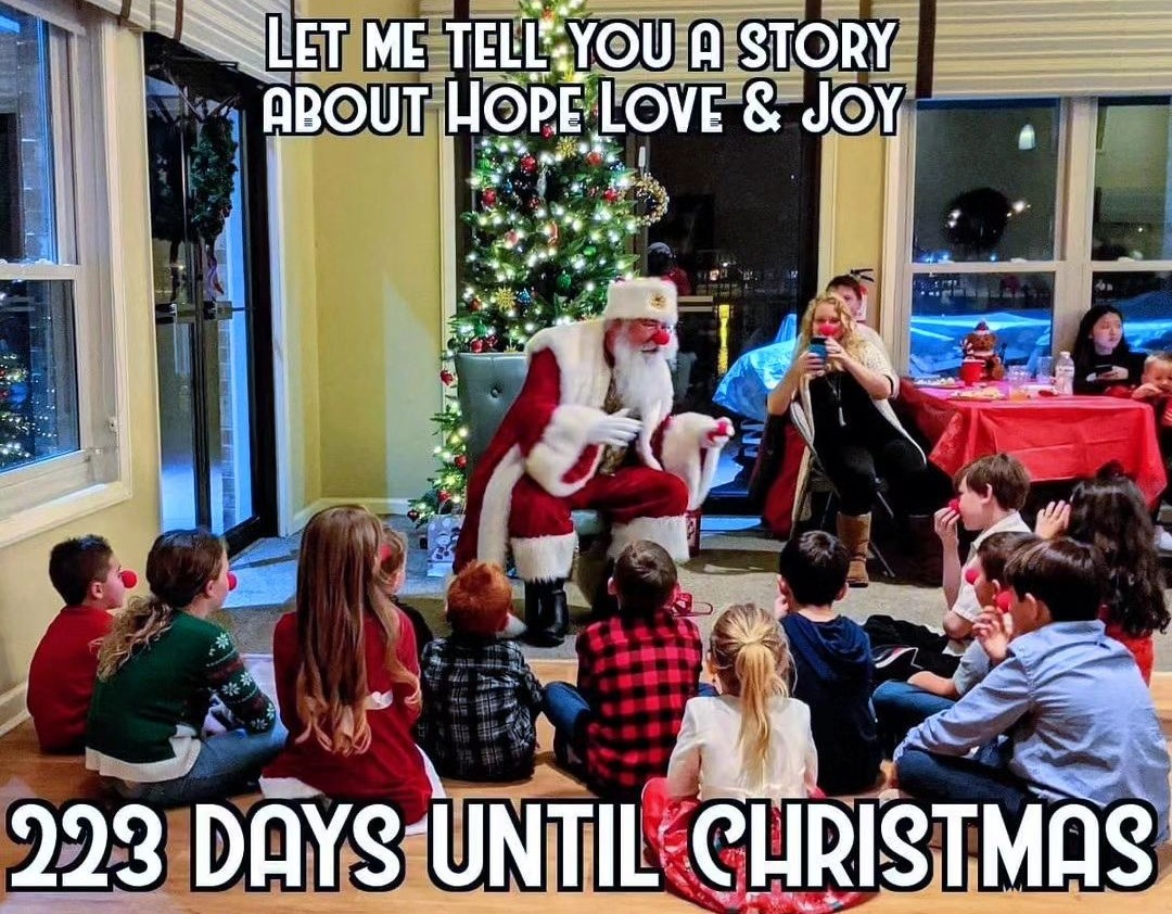 Happy Thursday Everyone! Share your story of Hope, Love and Joy. Have a blessed day and be a blessing.

#christmascountdown #christmas #countdowntochristmas #HopeLoveJoy #blessing #blessed #thursday #believe #share #eastcoastsanta